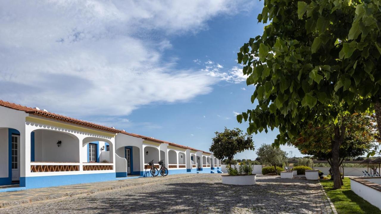 Vila Planicie 몬사리스 외부 사진